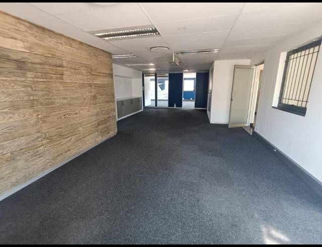 BUSINESS PROPERTY TO RENT IN RANDJESPARK